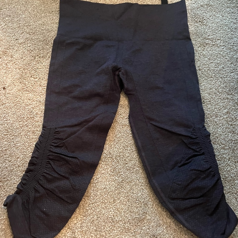 Navy  Lululemon Crop Scrunch Leggings
